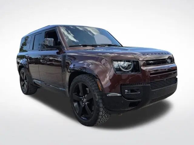 2024 Land Rover Defender 130 P400 X-Dynamic SE