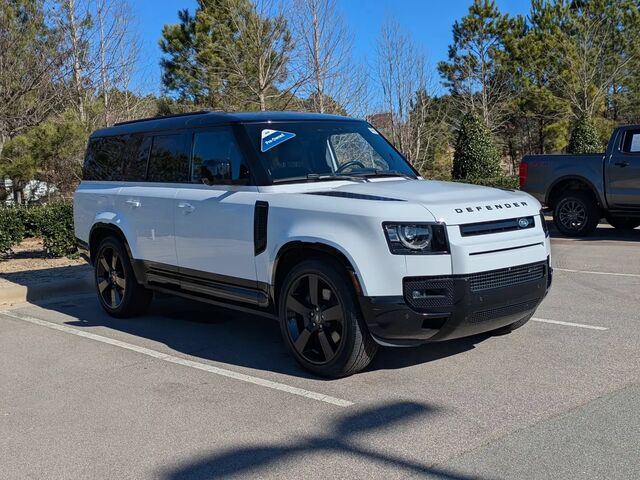 2023 Land Rover Defender 130 X-Dynamic SE