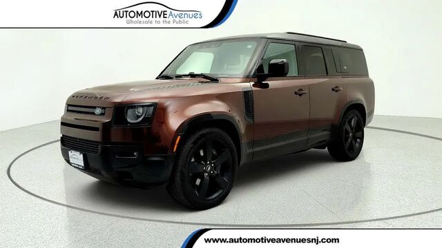 2024 Land Rover Defender 130 P400 X-Dynamic SE