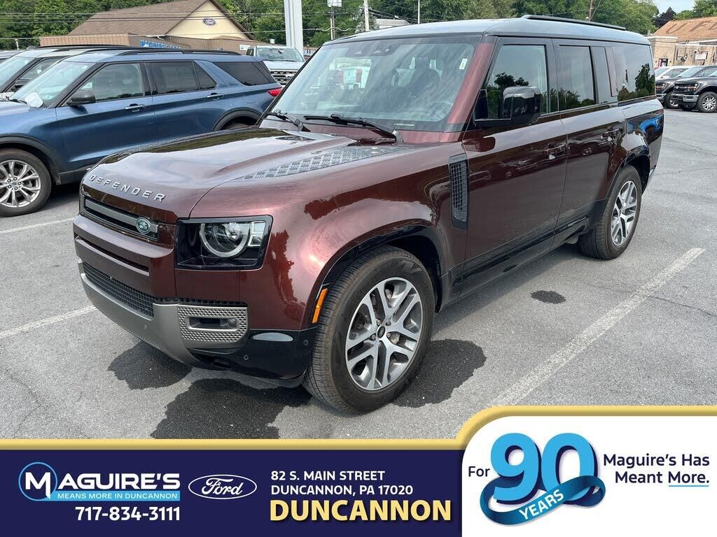 2024 Land Rover Defender 130 P400 X-Dynamic SE — photo 1 of 1