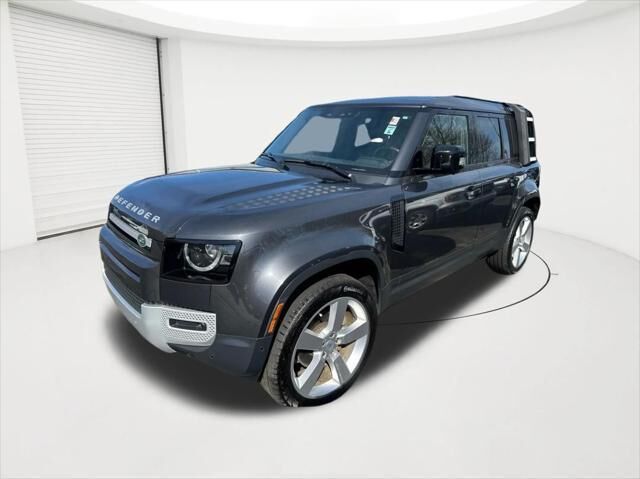 2024 Land Rover Defender 110 P300 S — photo 1 of 44