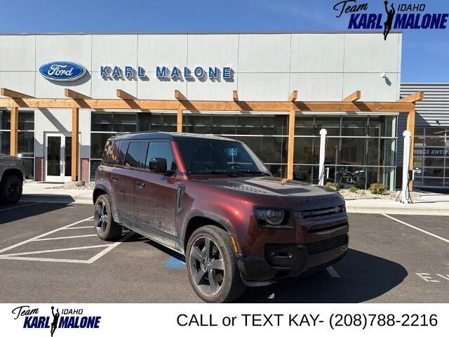 2025 Land Rover Defender 110 P400 Sedona Red