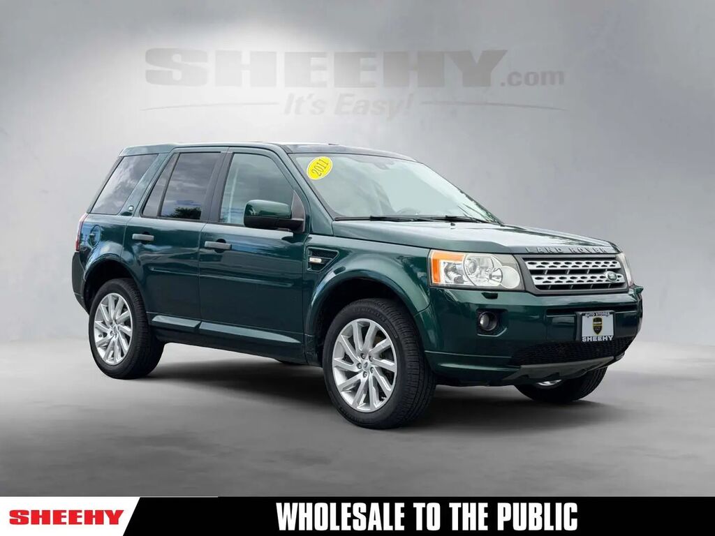 2011 Land Rover LR2 Base — photo 1 of 10