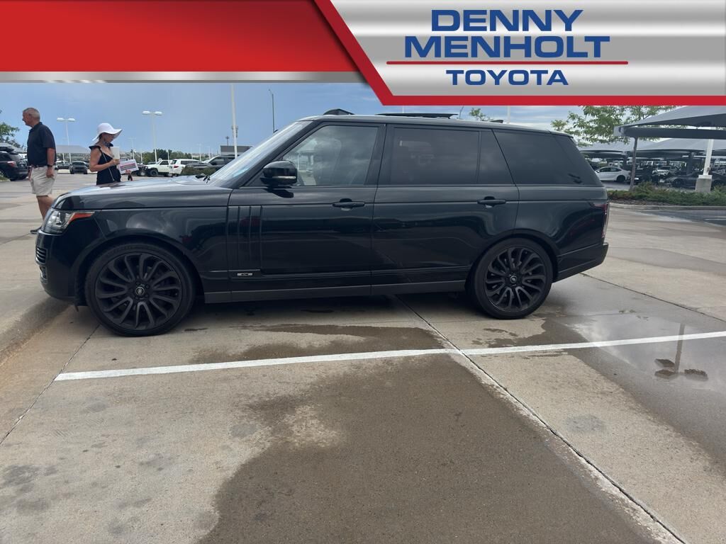 2017 Land Rover Range Rover — photo 1 of 1