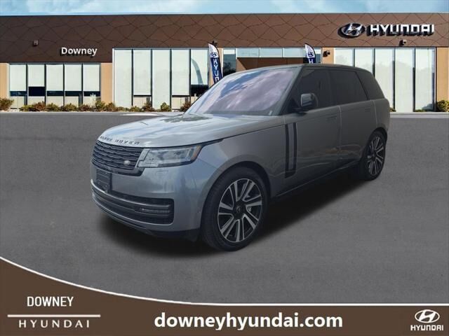 2023 Land Rover Range Rover P530 SE