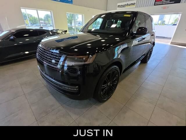 2023 Land Rover Range Rover P530 SE