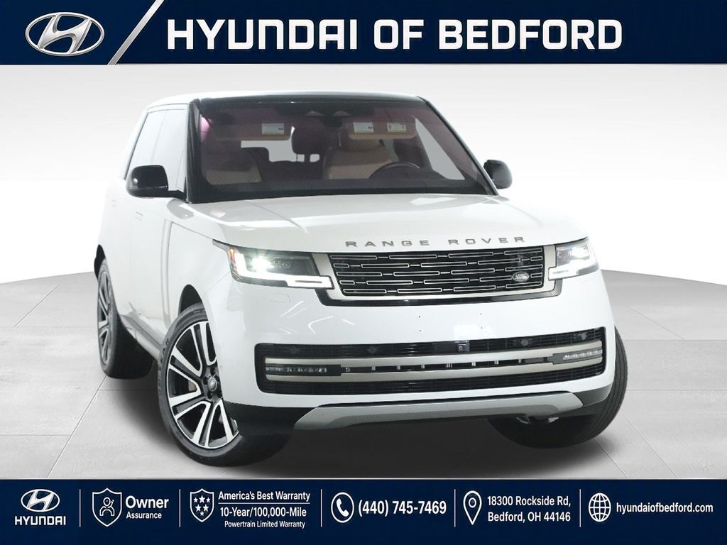 2023 Land Rover Range Rover SE — photo 1 of 11