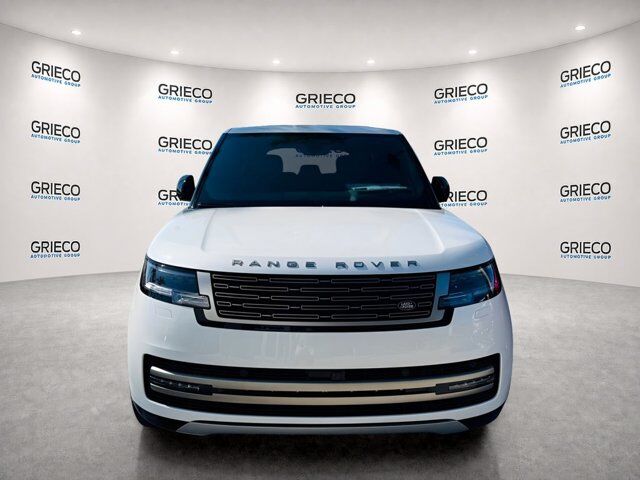 2025 Land Rover Range Rover SE — photo 1 of 34