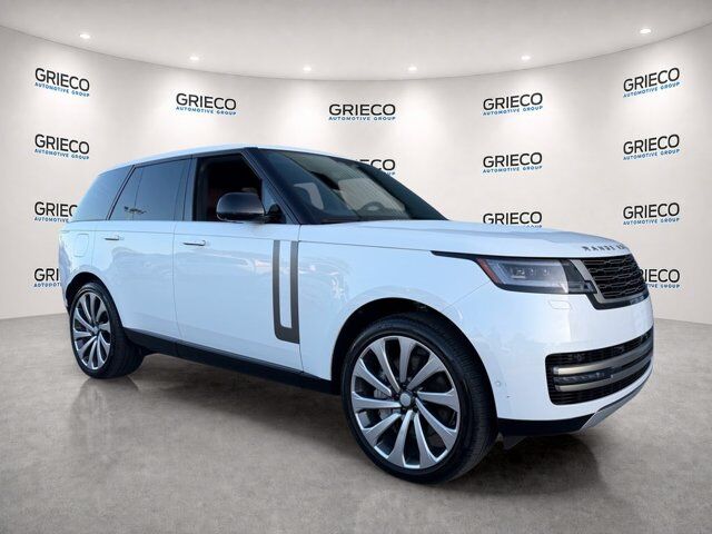 2025 Land Rover Range Rover SE