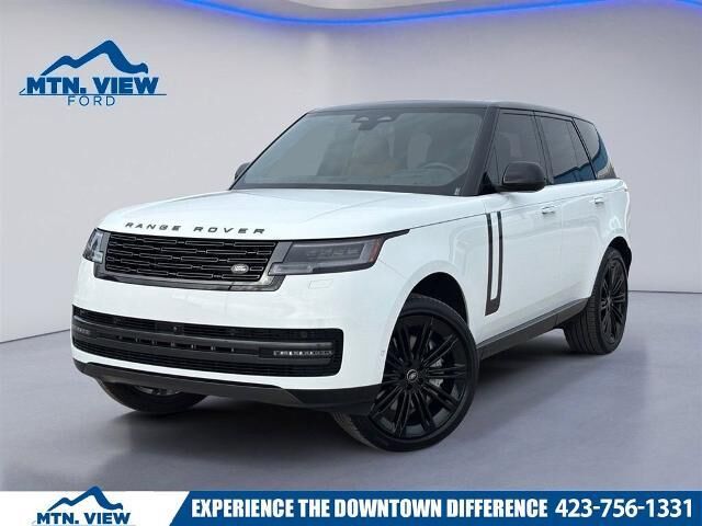 2025 Land Rover Range Rover P530 SE