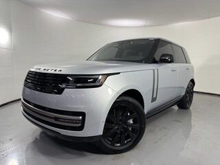 2025 Land Rover Range Rover P550e SE