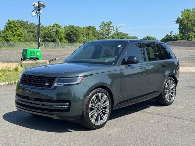 2026 Land Rover Range Rover P400 SE