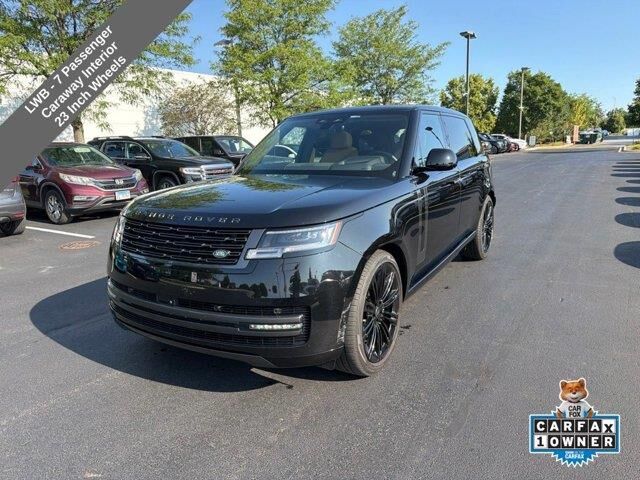 2024 Land Rover Range Rover P400 SE LWB — photo 1 of 3