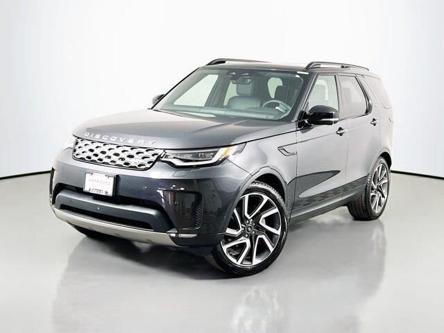 2025 Land Rover Discovery P300 S — photo 1 of 1