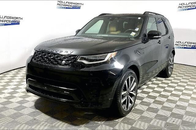 2023 Land Rover Discovery P360 HSE R-Dynamic — photo 1 of 13