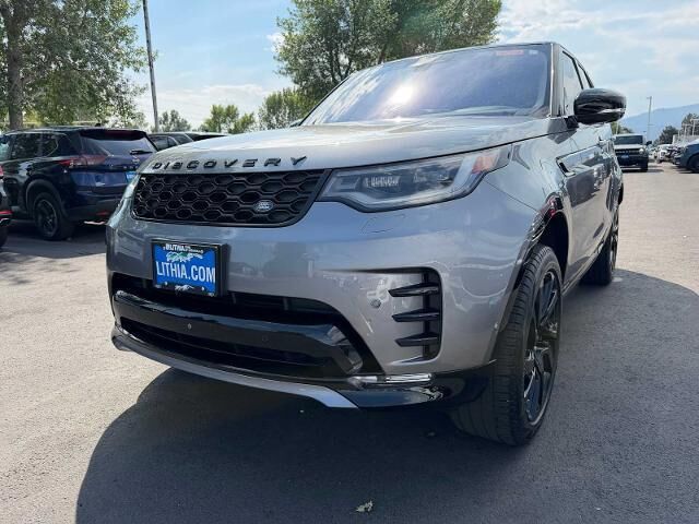 2021 Land Rover Discovery P300 S R-Dynamic — photo 1 of 13