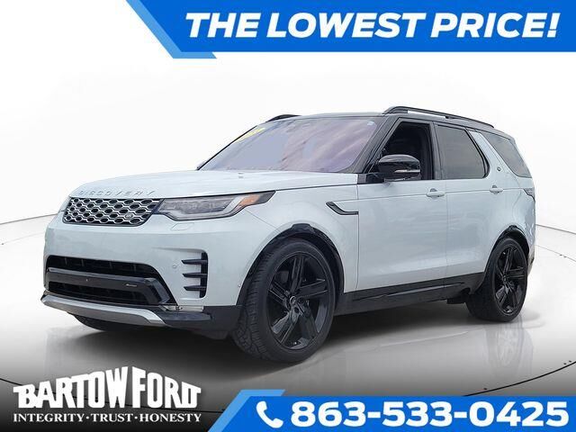 2023 Land Rover Discovery P360 Metropolitan Edition — photo 1 of 13