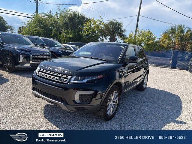 2017 Land Rover Range Rover Evoque SE — photo 1 of 11