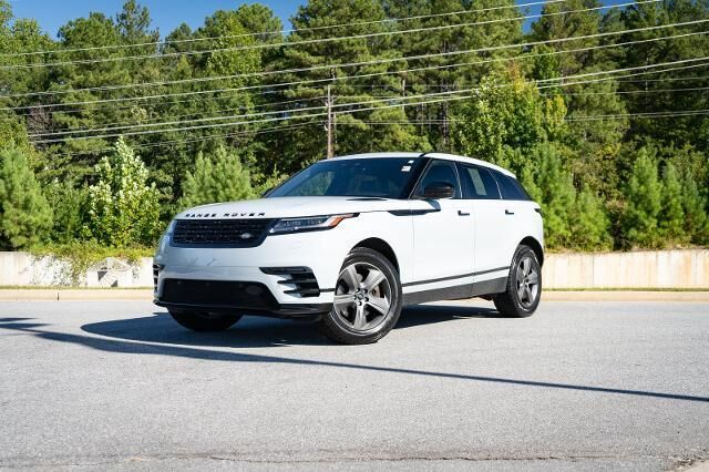 2025 Land Rover Range Rover Velar P250 Dynamic SE