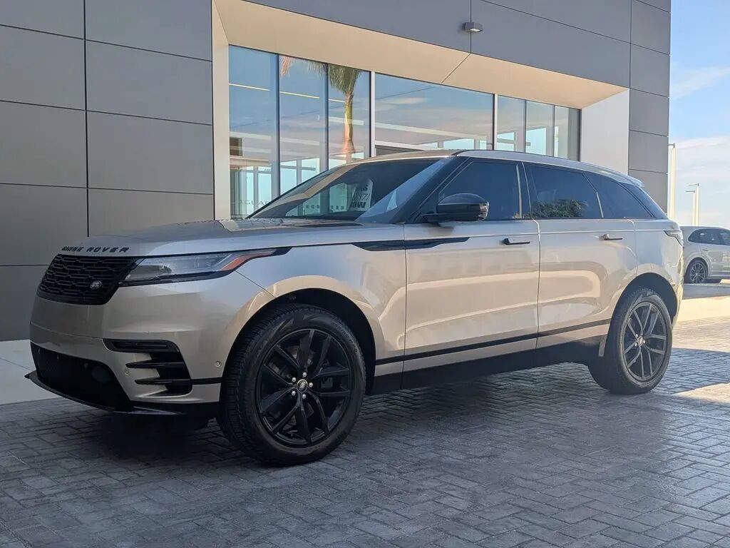 2026 Land Rover Range Rover Velar P250 Dynamic SE — photo 1 of 26