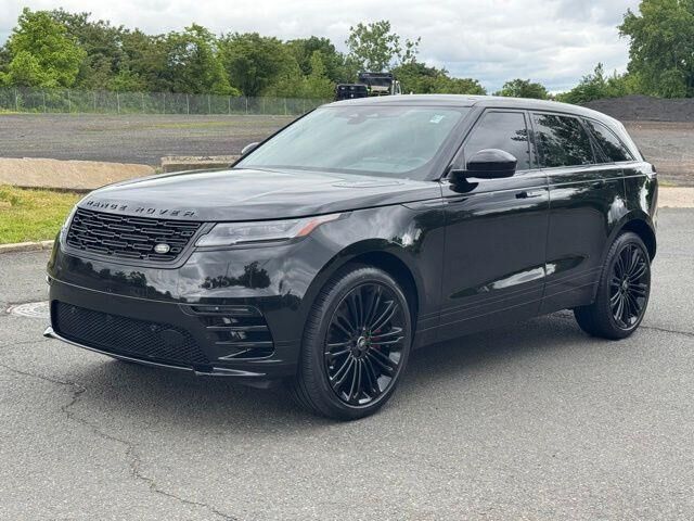 2024 Land Rover Range Rover Velar P250 Dynamic SE