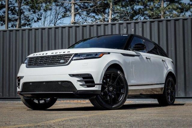2026 Land Rover Range Rover Velar P400 Dynamic SE — photo 1 of 1