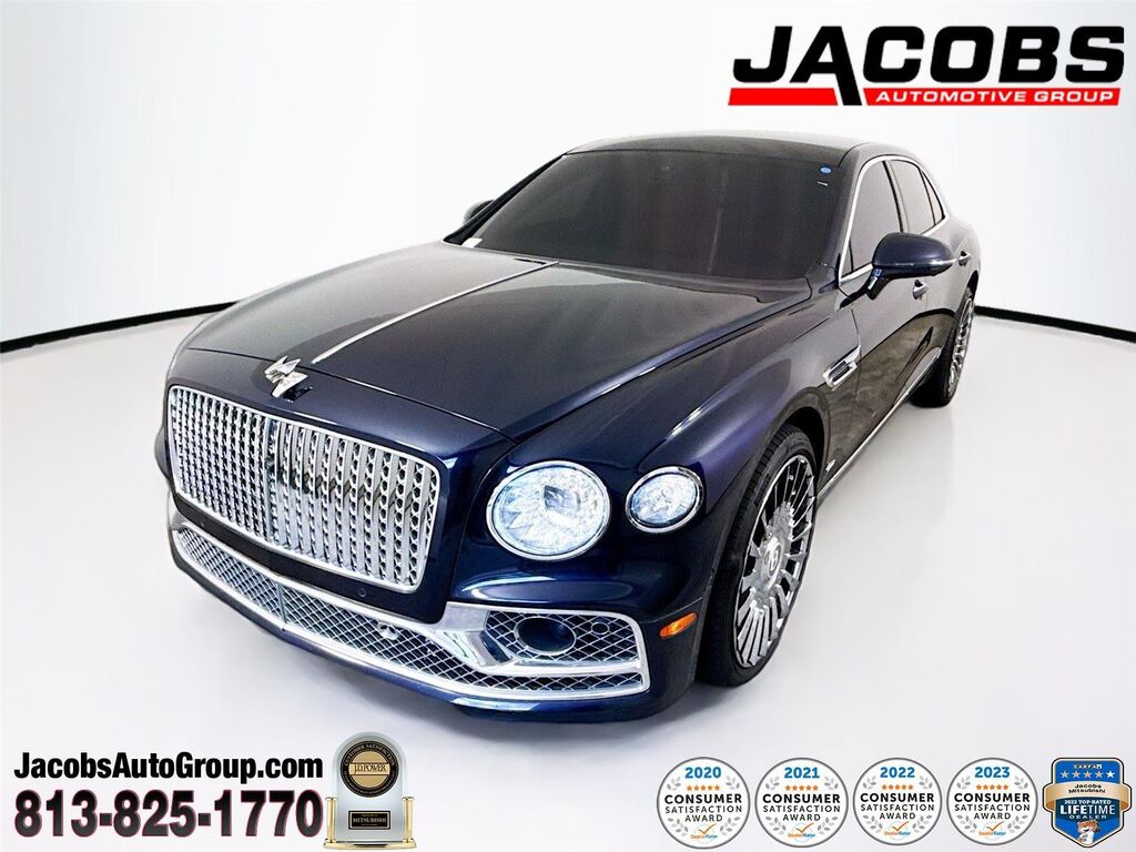 2022 Bentley Flying Spur W12 — photo 1 of 23