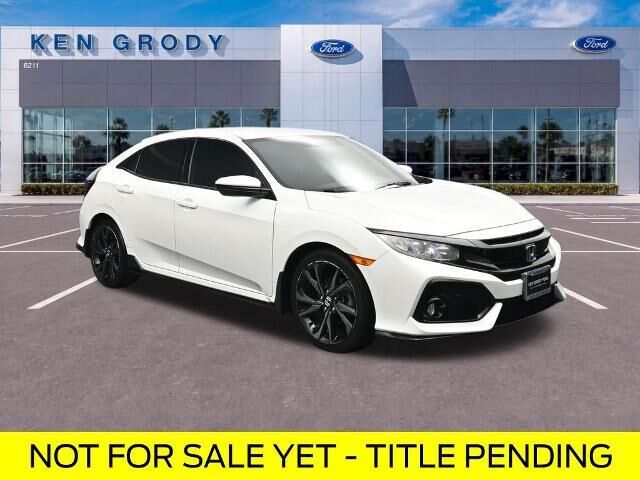 2019 Honda Civic Sport — photo 1 of 26