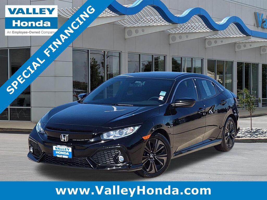 2018 Honda Civic EX-L w/Navi — photo 1 of 13