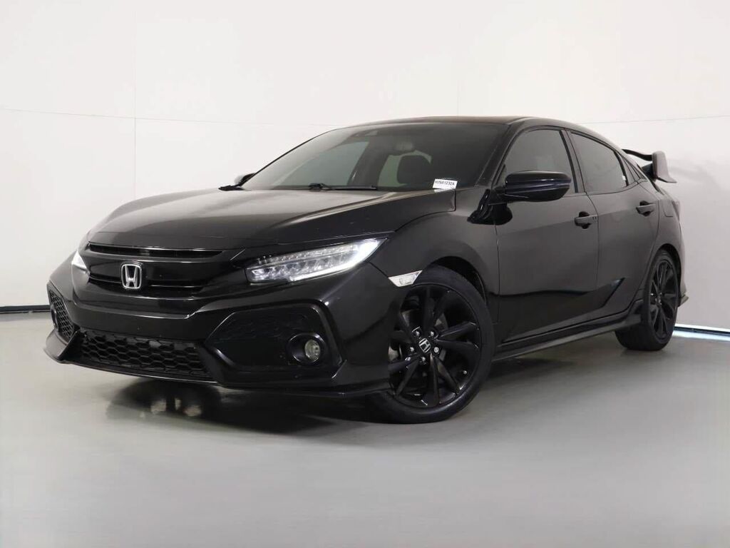2018 Honda Civic Sport Touring — photo 1 of 13
