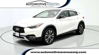 2018 INFINITI QX30 ESSENTIAL