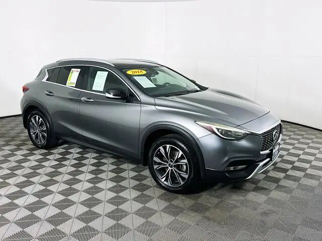 2018 INFINITI QX30 Premium