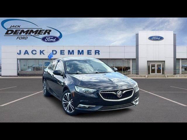 2018 Buick Regal Sportback Essence