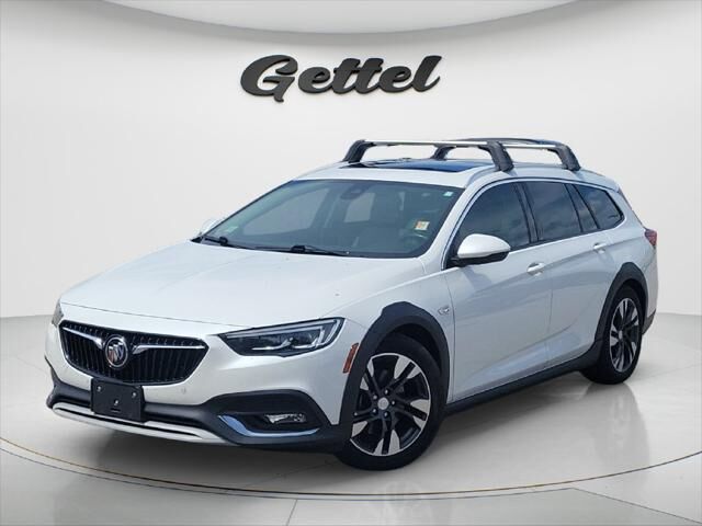 2018 Buick Regal TourX Essence