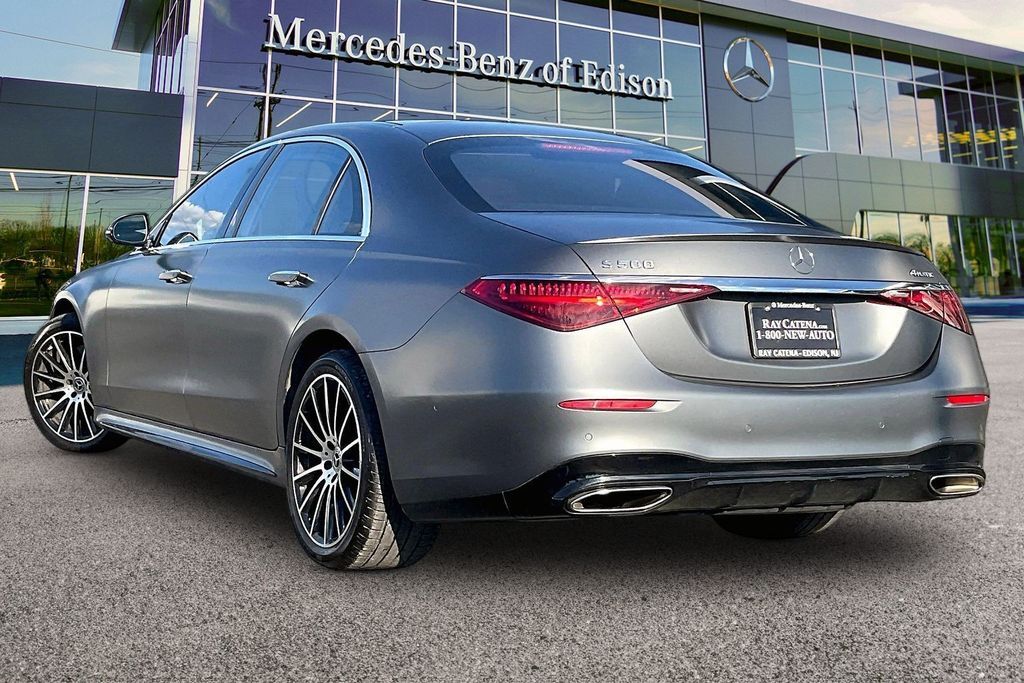 2022 Mercedes-Benz S-Class S 500 — photo 1 of 5