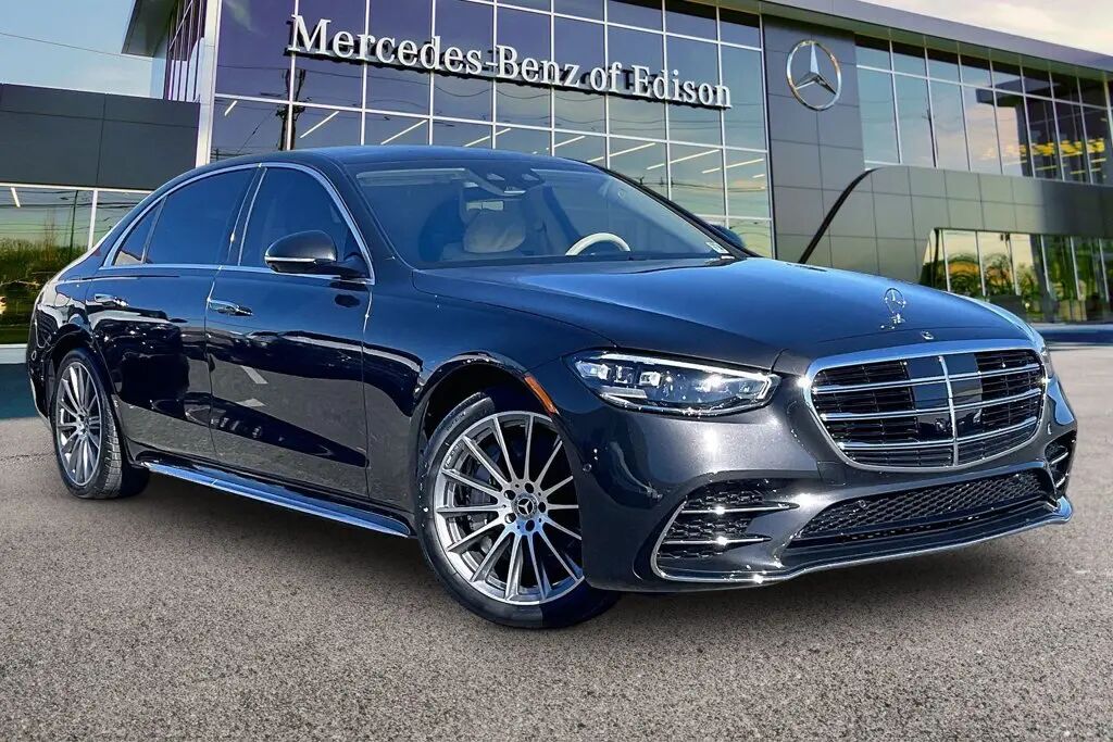 2025 Mercedes-Benz S-Class S 580e 4MATIC — photo 1 of 13