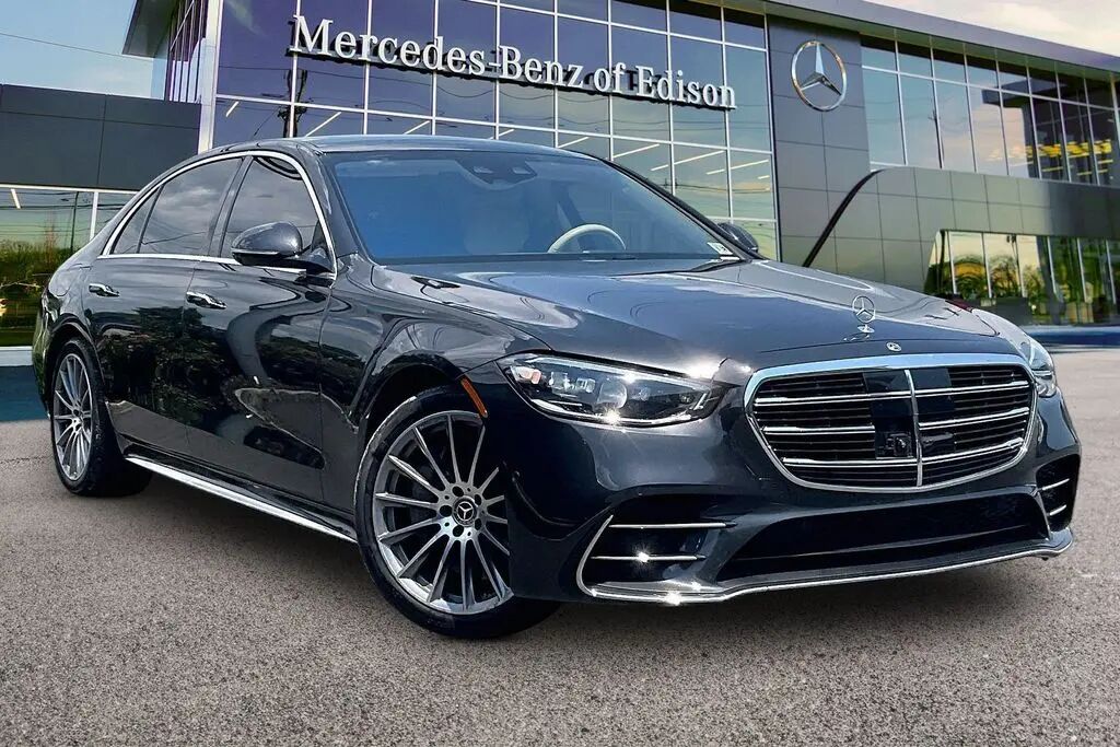 2025 Mercedes-Benz S-Class S 580e 4MATIC — photo 1 of 7