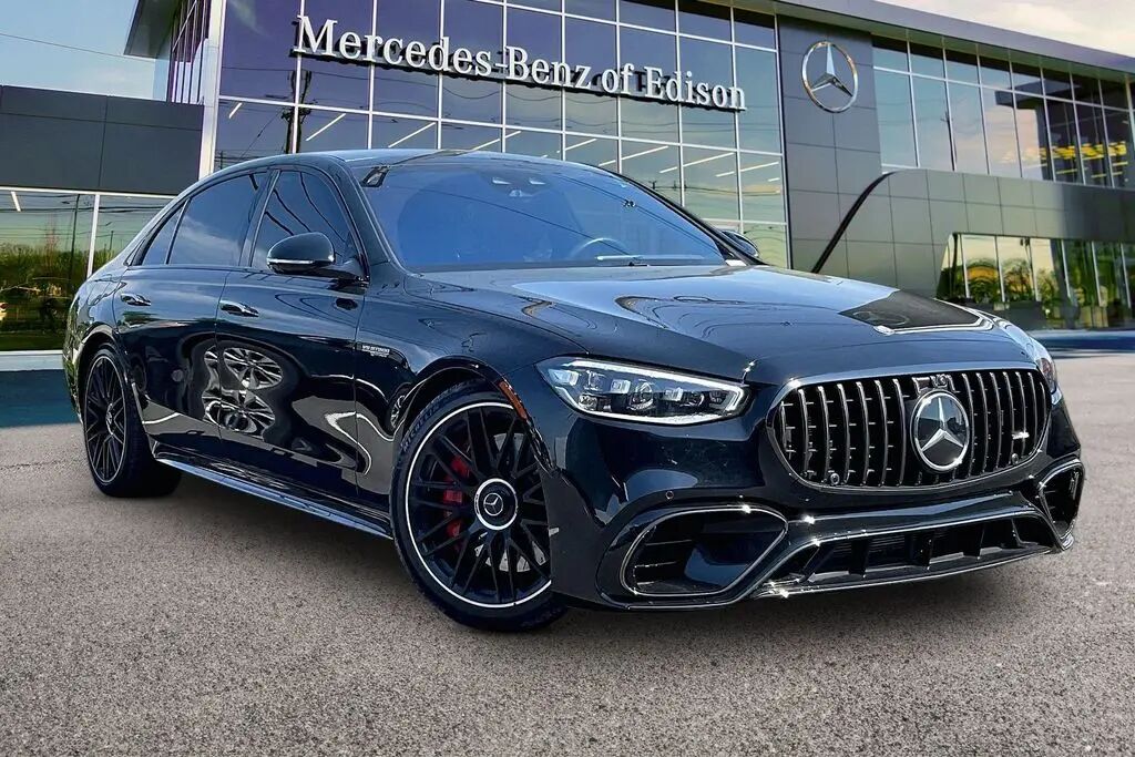 2024 Mercedes-Benz S-Class AMG S 63 E Performance — photo 1 of 13