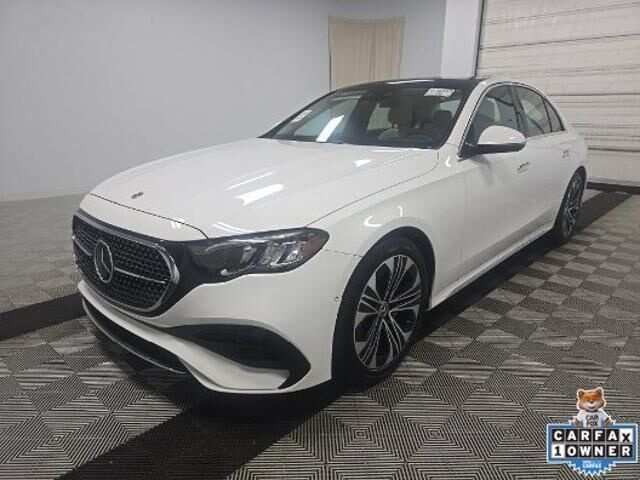 2025 Mercedes-Benz E-Class E 350 — photo 1 of 5