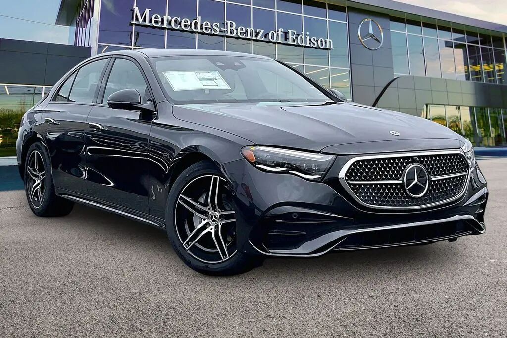 2026 Mercedes-Benz E-Class E 350 4MATIC — photo 1 of 13