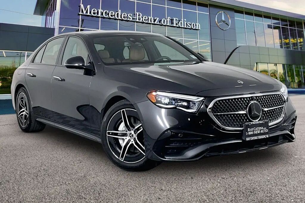2026 Mercedes-Benz E-Class E 350 4MATIC — photo 1 of 13