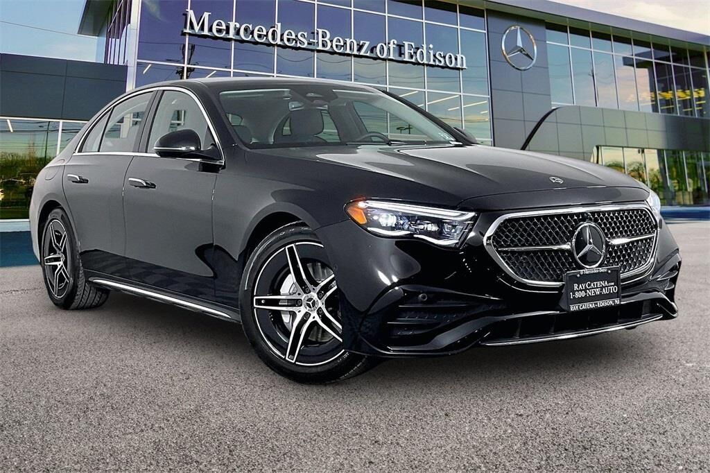 2026 Mercedes-Benz E-Class E 350 4MATIC — photo 1 of 39