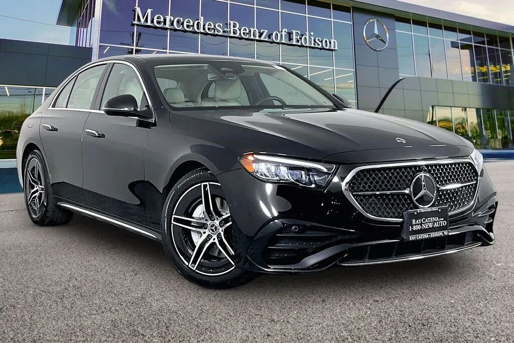 2025 Mercedes-Benz E-Class E 350 4MATIC — photo 1 of 13