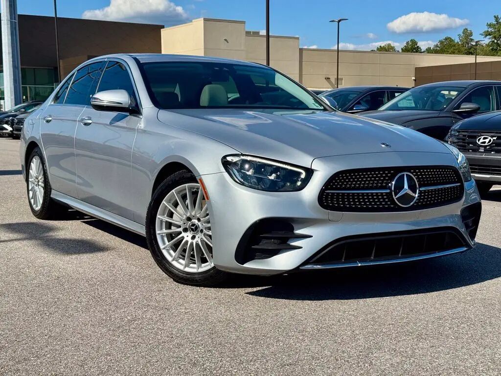 2022 Mercedes-Benz E-Class E 350 — photo 1 of 13