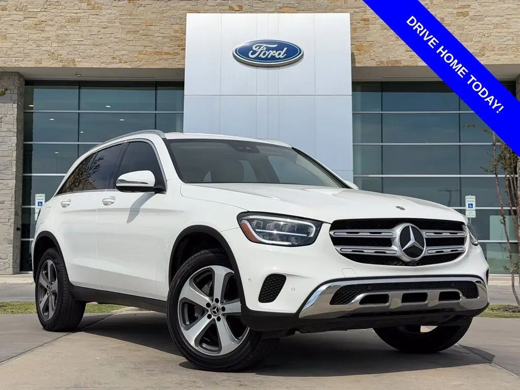 2022 Mercedes-Benz GLC GLC 300 — photo 1 of 13