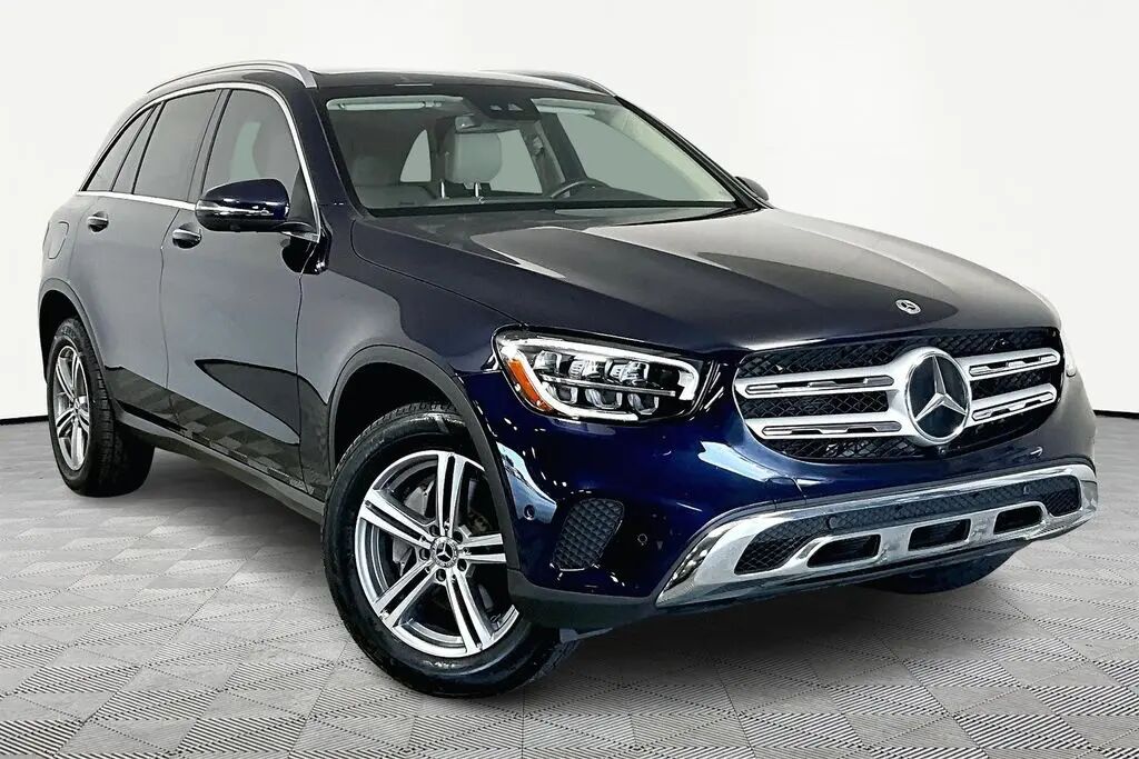 2022 Mercedes-Benz GLC GLC 300 — photo 1 of 26