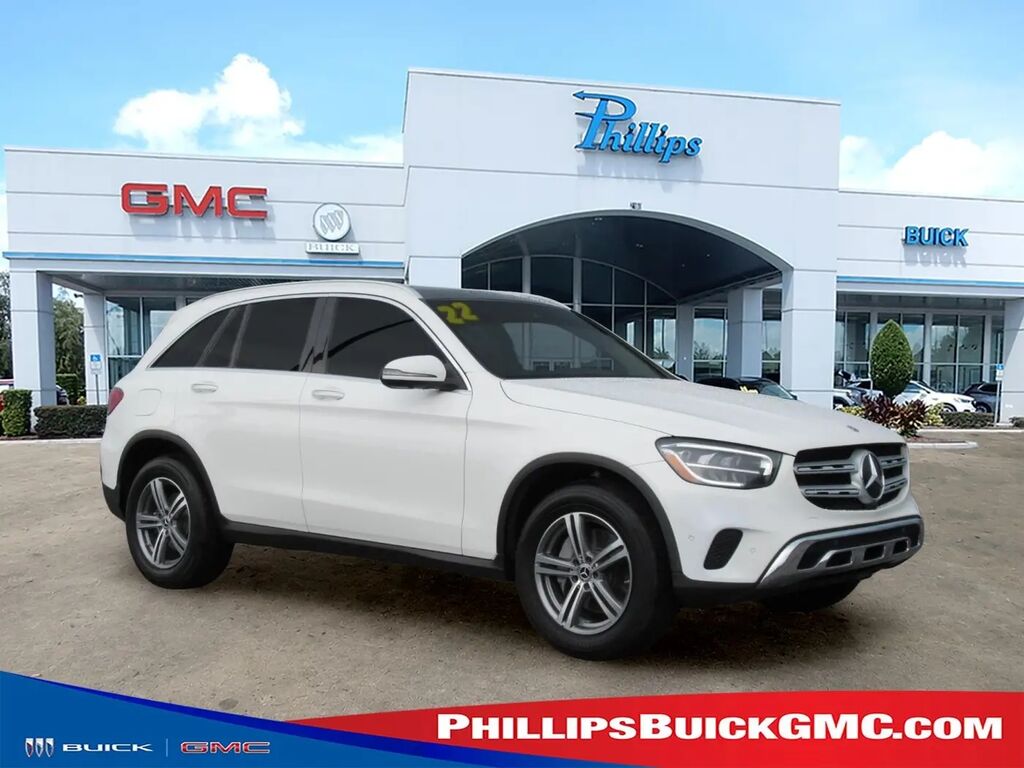 2022 Mercedes-Benz GLC GLC 300 — photo 1 of 13