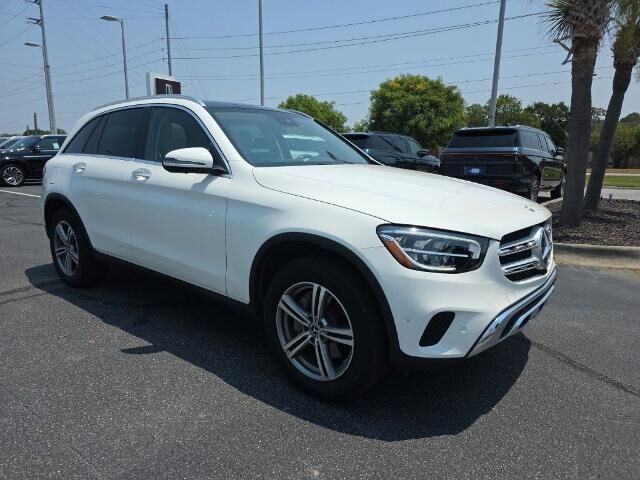 2022 Mercedes-Benz GLC GLC 300 — photo 1 of 26