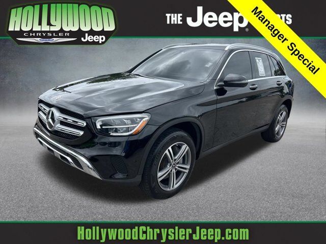 2022 Mercedes-Benz GLC GLC 300 — photo 1 of 13