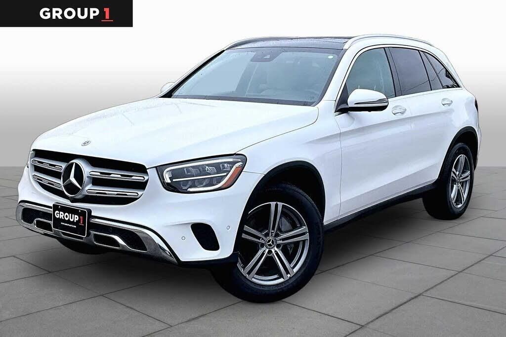 2022 Mercedes-Benz GLC GLC 300 — photo 1 of 1